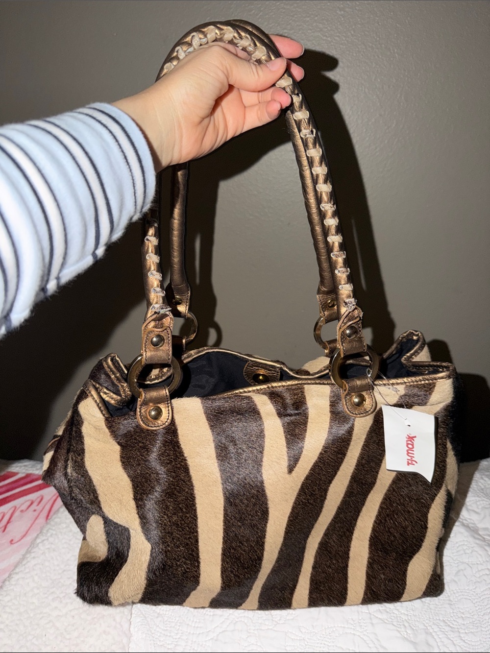 Vintage Claudia Firenze Zebra-Print Shoulder Bag with Metallic Brown Trim - Picture 4 of 9
